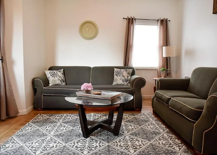 Cozy & Family Friendly Sleeps 6 * Pittsburgh