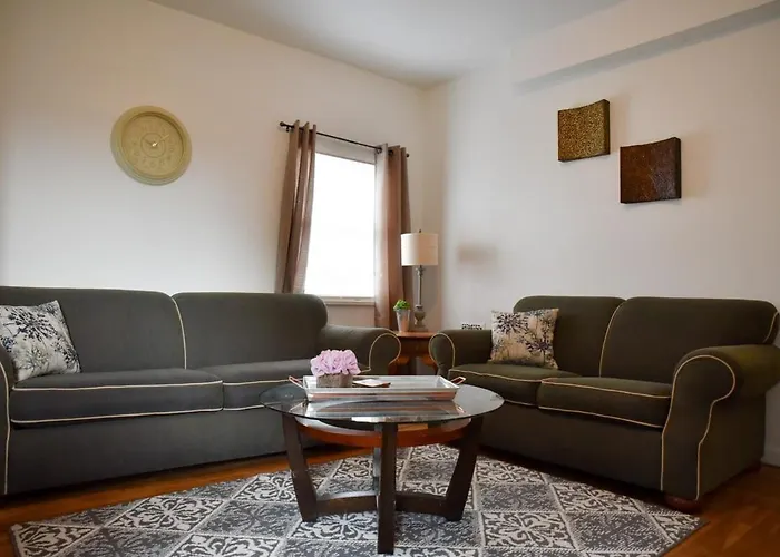 Holiday home Cozy & Family Friendly Sleeps 6