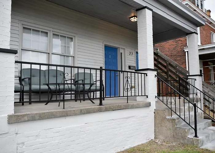 Cozy & Family Friendly Sleeps 6 Holiday home Pittsburgh