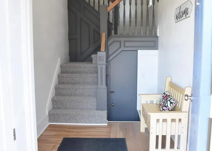 Cozy & Family Friendly Sleeps 6 * Pittsburgh
